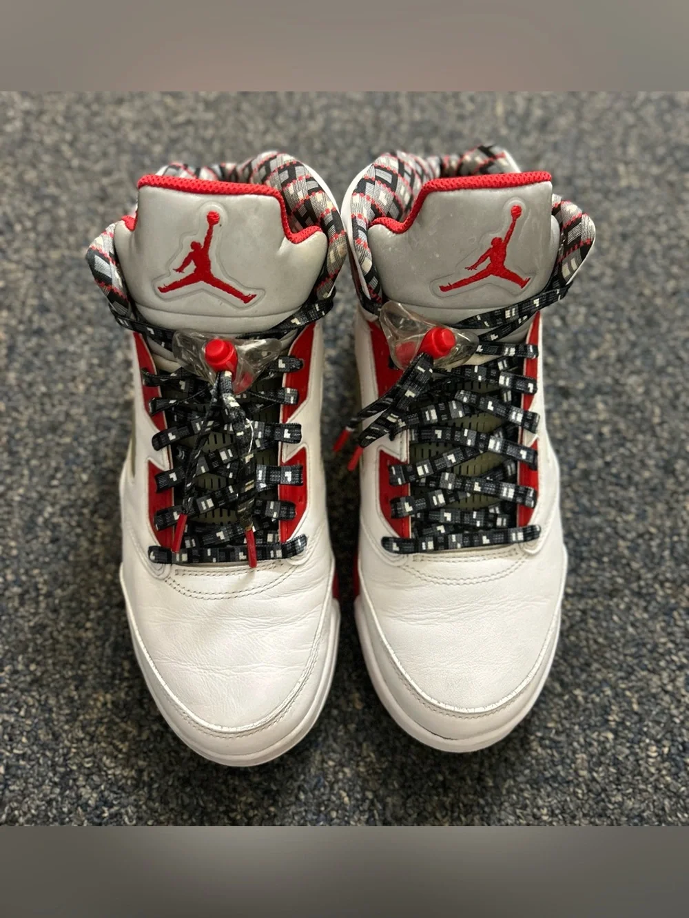 Jordan 5 Quai 54 Size 8.5